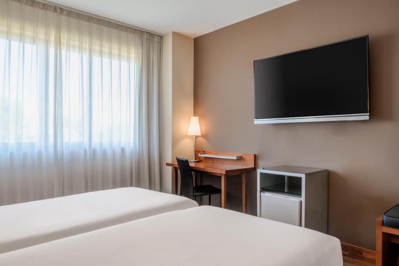 Ac Hotel Guadalajara By Marriott, Spain Ngoại thất bức ảnh
