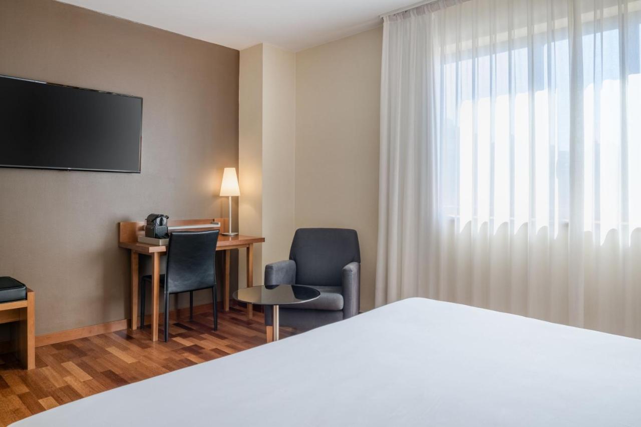 Ac Hotel Guadalajara By Marriott, Spain Ngoại thất bức ảnh