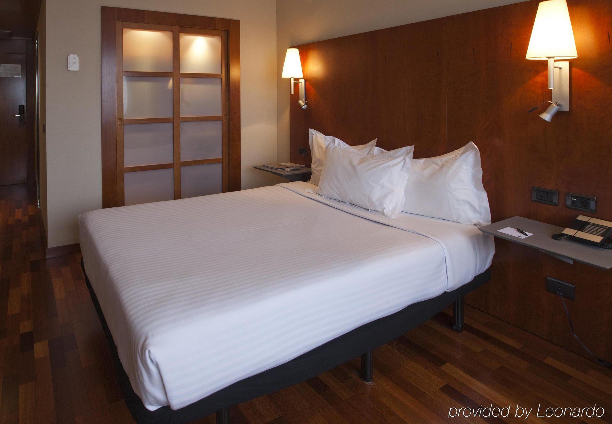 Ac Hotel Guadalajara By Marriott, Spain Ngoại thất bức ảnh